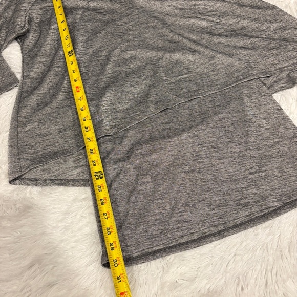 White House Black Market women’s SILVER V-Neck Double Layer Tunic Small NWT - Picture 4 of 9